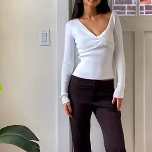 Oak + Fort Off Shoulder Front Twist White Sweater